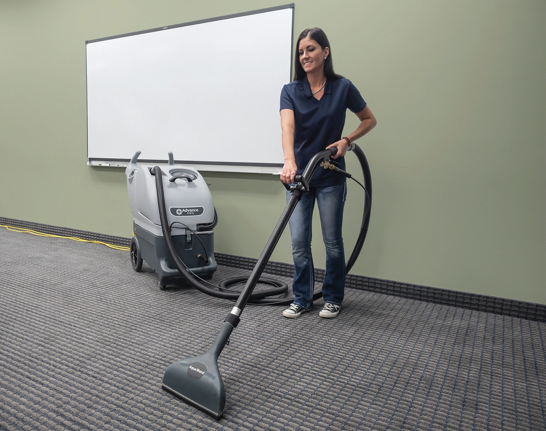 Advance ET610 100C Carpet Extractor 2
